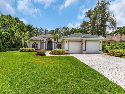 8940 Creek Run Dr, Bonita Springs, FL 34135