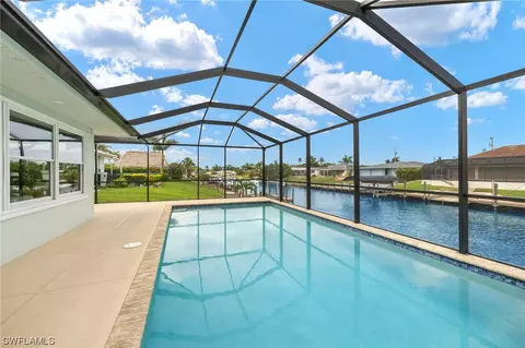 2808 SE 17th Pl, Cape Coral, FL 33904