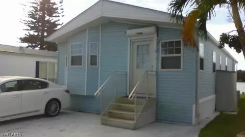 7046 Granada Lakes Dr, Fort Myers, FL 33967