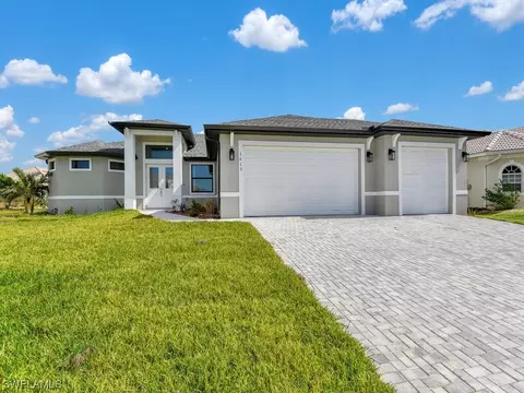 2102 SW 17th Ave, Cape Coral, FL 33991