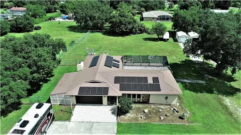 6231 Mellow Dr, North Fort Myers, FL 33917