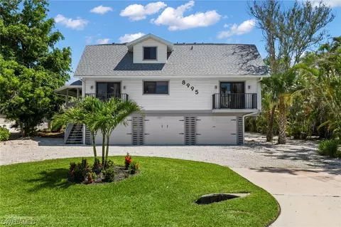 8995 Mockingbird Dr, Sanibel, FL 33957