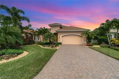 10735 Longshore Way E, Naples, FL 34119