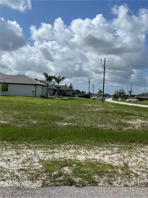3232 NW 21st St, Cape Coral, FL 33993