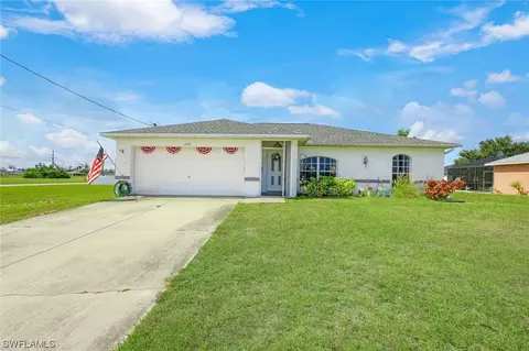 2438 Embers Pkwy W, Cape Coral, FL 33993