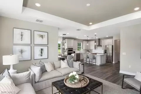 3925 E Hampton Cir, Alva, FL 33920 photo 8