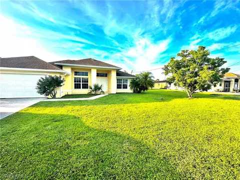 1505 E 9th St, Lehigh Acres, FL 33972