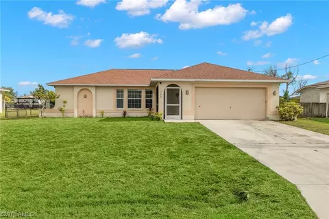 206 SE 26th Ter, Cape Coral, FL 33904