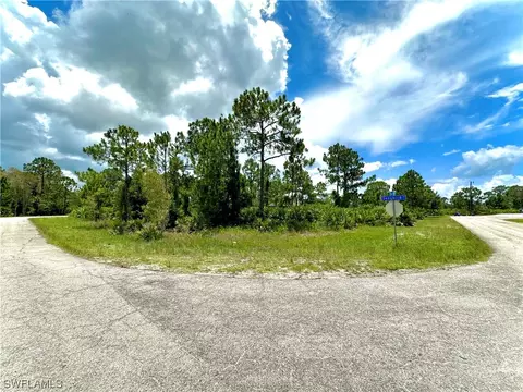 1260 Songbird St, Fort Myers, FL 33913