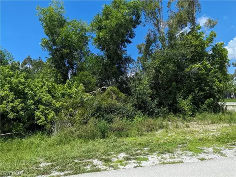17364 Dumont Dr, Fort Myers, FL 33967