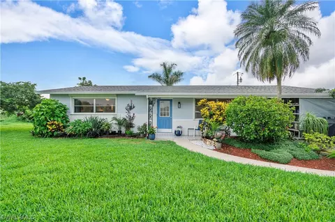 206 Davis Rd, Lehigh Acres, FL 33936