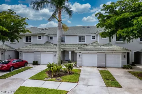 8104 Pacific Beach Dr, Fort Myers, FL 33966