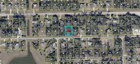 861 Spaulding St E, Lehigh Acres, FL 33974