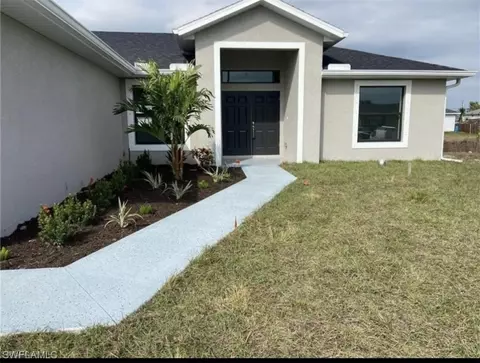 1002 Atherton Ave, Lehigh Acres, FL 33971