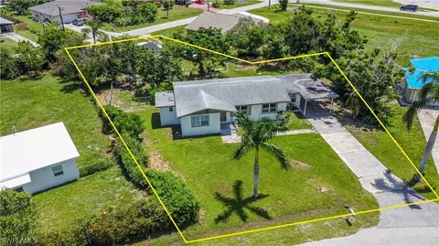 2029 Maravilla Cir, Fort Myers, FL 33901