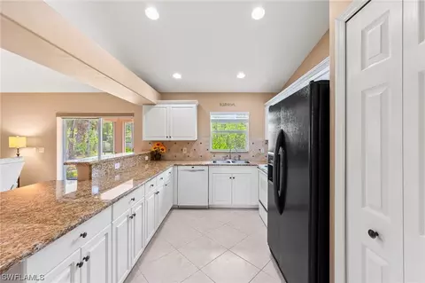 2270 Robin Dr, Naples, FL 34117 photo 12