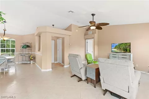 2270 Robin Dr, Naples, FL 34117 photo 4