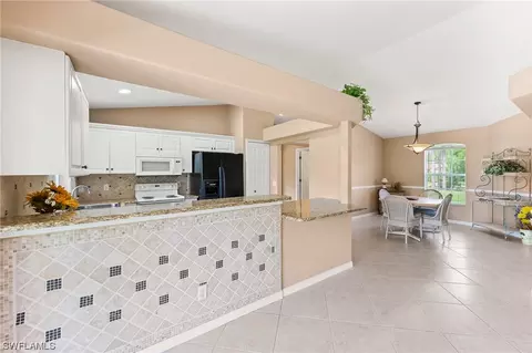 2270 Robin Dr, Naples, FL 34117 photo 11