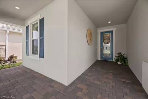 10562 Jackson Square Dr, Estero, FL 33928 photo 4