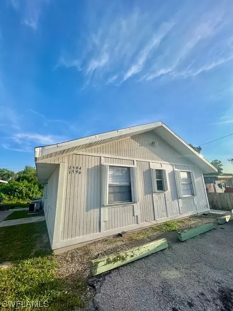 1594-1596 Cypress Dr, Fort Myers, FL 33907