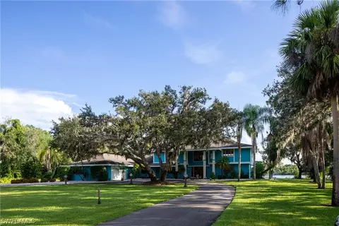 12524 River Rd, Fort Myers, FL 33905