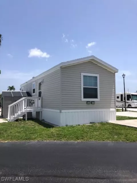11621 Bubble Shell Dr, Fort Myers, FL 33908