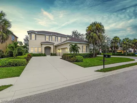 3001 Lake Butler Ct, Cape Coral, FL 33909