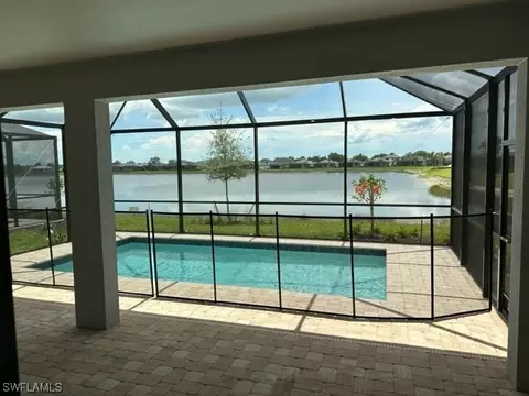 2137 Yellowfin Cir, Naples, FL 34114