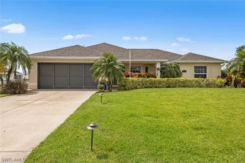 116 NW 7th Ter, Cape Coral, FL 33993