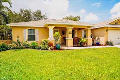 9024 Morris Rd, Fort Myers, FL 33967