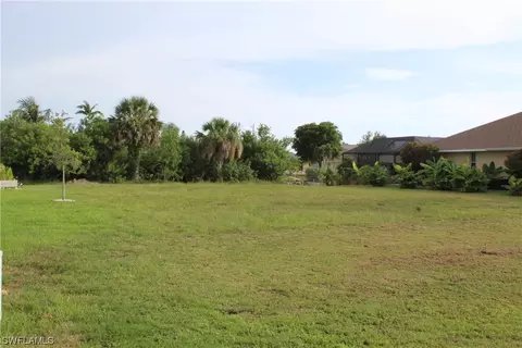1808 SE 1st Ter, Cape Coral, FL 33990