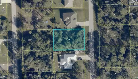 6125 Laurelwood Dr, Fort Myers, FL 33905
