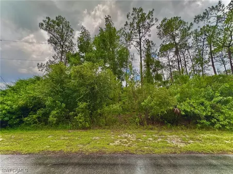 303 Johanna Ave, Lehigh Acres, FL 33972