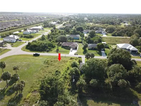 6143 Holt Ct, Fort Myers, FL 33905