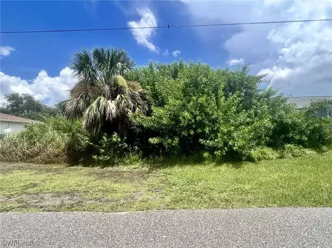 5512 Kennel St, Port Charlotte, FL 33981