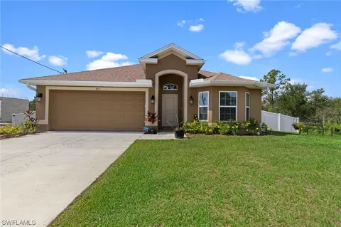 573 Windermere Dr, Lehigh Acres, FL 33972