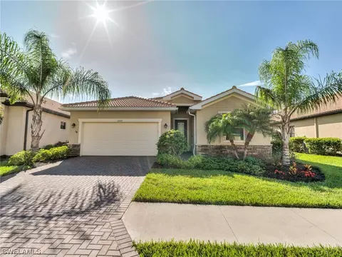 10569 Pistoia Dr, Fort Myers, FL 33913