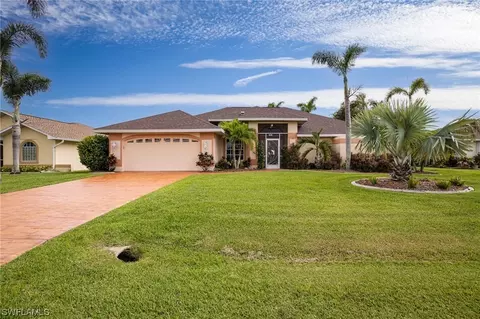 606 SE 24th St, Cape Coral, FL 33990