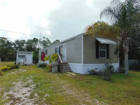 7759 Bartholomew Dr, North Fort Myers, FL 33917