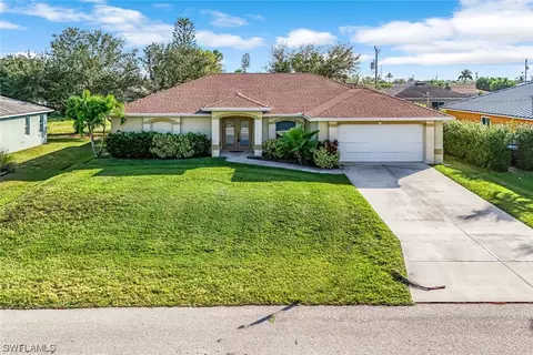 124 SW 30th Ter, Cape Coral, FL 33914