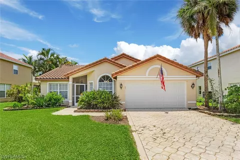 7759 Cameron Cir, Fort Myers, FL 33912