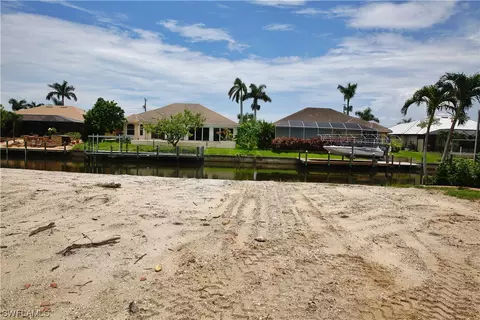 1716 SW 44th St, Cape Coral, FL 33914