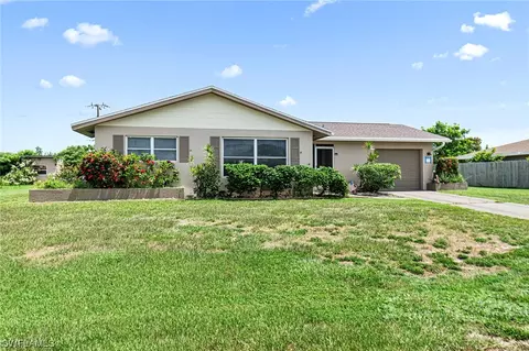 310 Hollywood St, Lehigh Acres, FL 33936