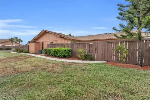 17326 Birchwood Ln, Fort Myers, FL 33908