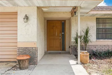 865 Geneva St, Lehigh Acres, FL 33974