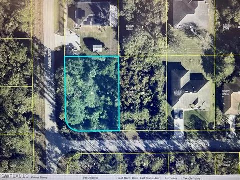 913 Winters St E, Lehigh Acres, FL 33974