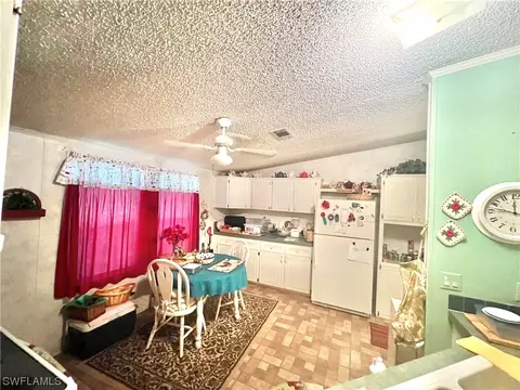 1119 Riverview Dr, Moore Haven, FL 33471 photo 5