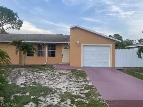3904 16th St W, Lehigh Acres, FL 33971
