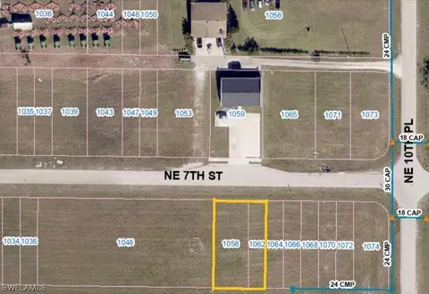 1058 NE 1062 Ne 7th St, Cape Coral, FL 33909
