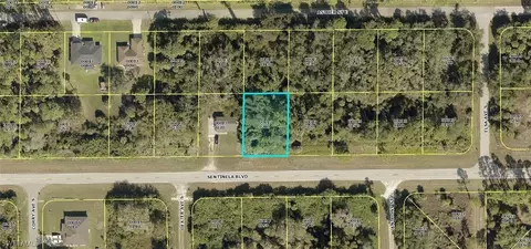 1025 Sentinela Blvd, Lehigh Acres, FL 33974